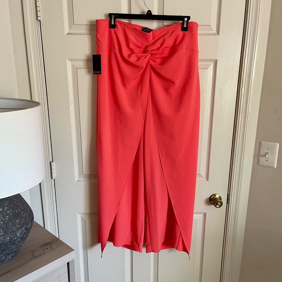 Eloquii | Coral Twist Front Pants - Picture 4 of 5